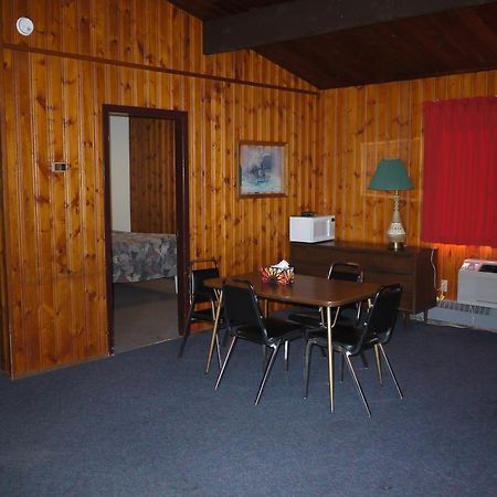 Pembina River Inn Entwistle Esterno foto