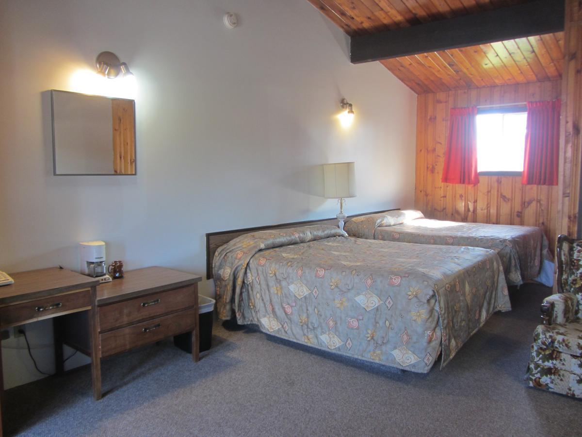 Pembina River Inn Entwistle Esterno foto